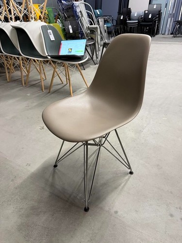 Authentic eames molded - authentic,